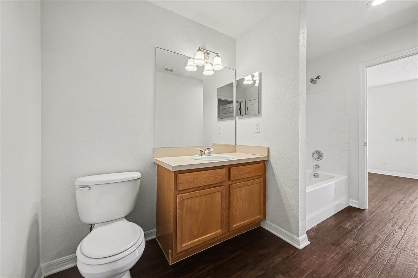 LEXINGTON ESTATES - Residential