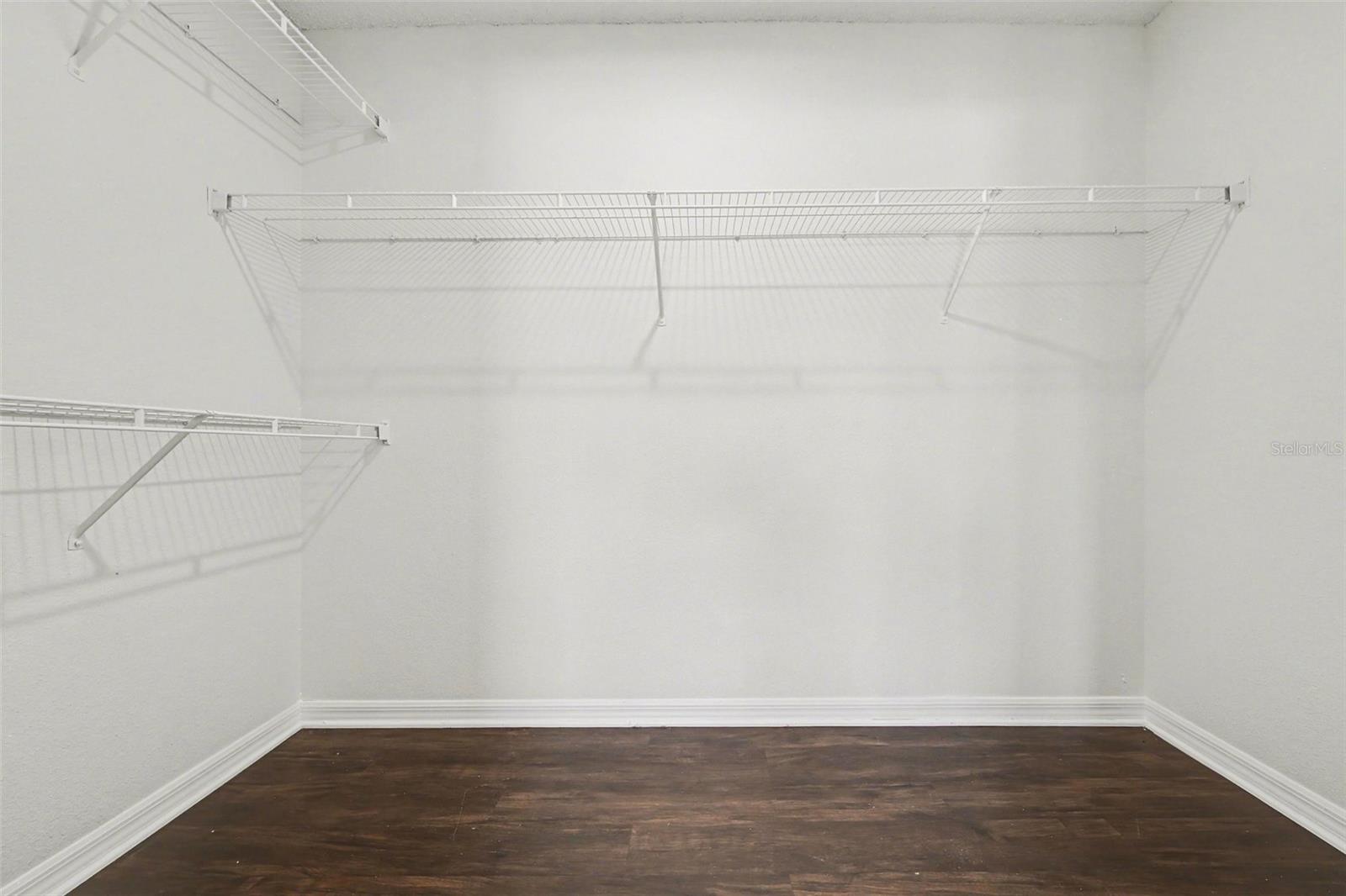 LEXINGTON ESTATES - Residential