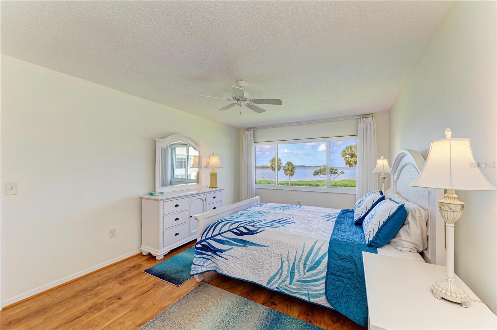 MOUNT VERNON 3 CONDO - Residential