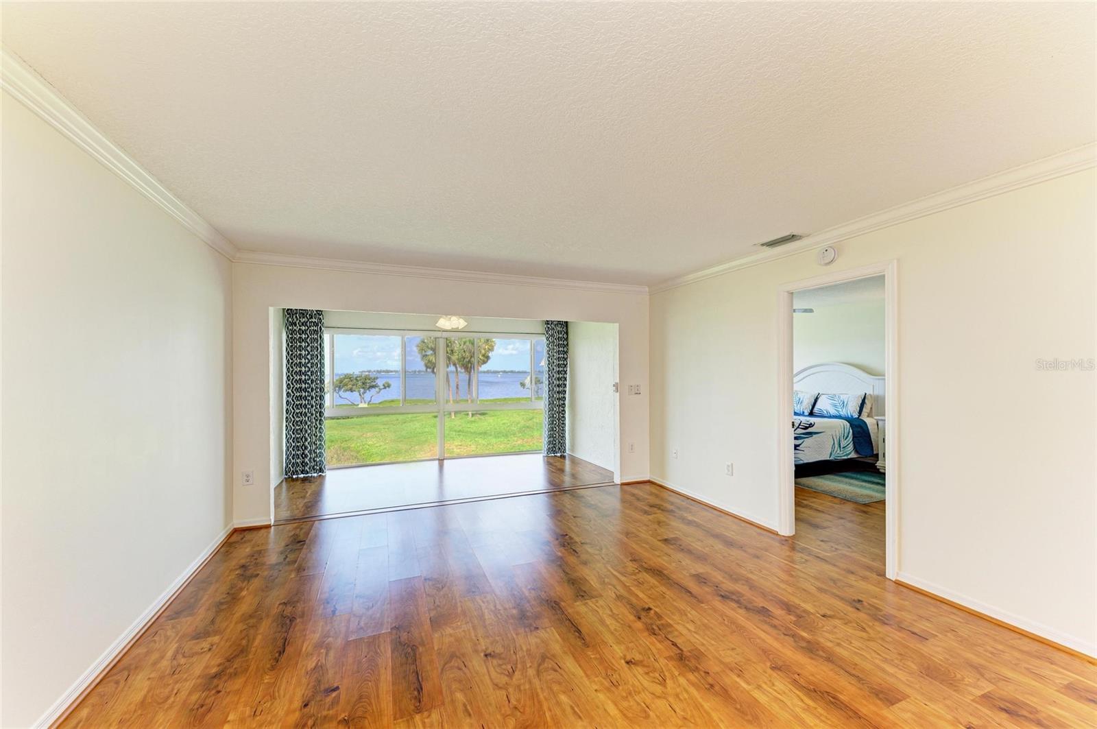 MOUNT VERNON 3 CONDO - Residential