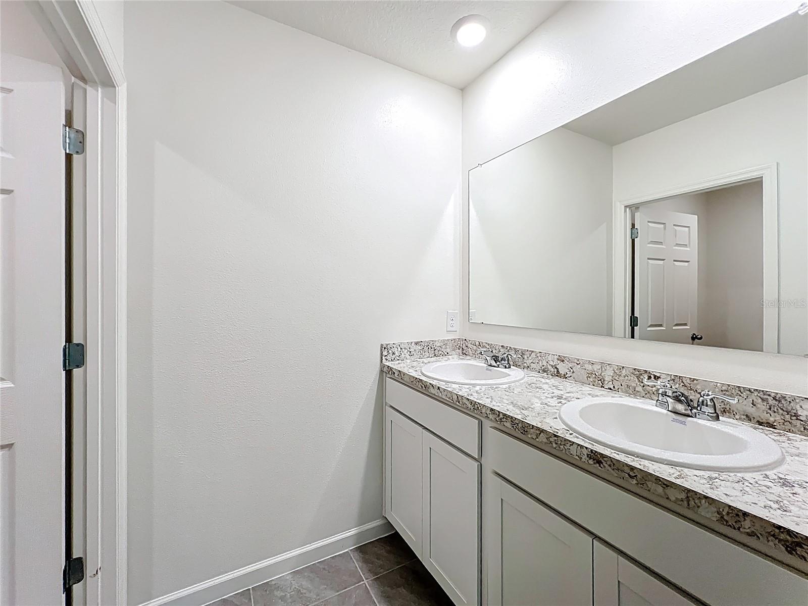 CYPRESS BAY WEST PH 1A - Residential