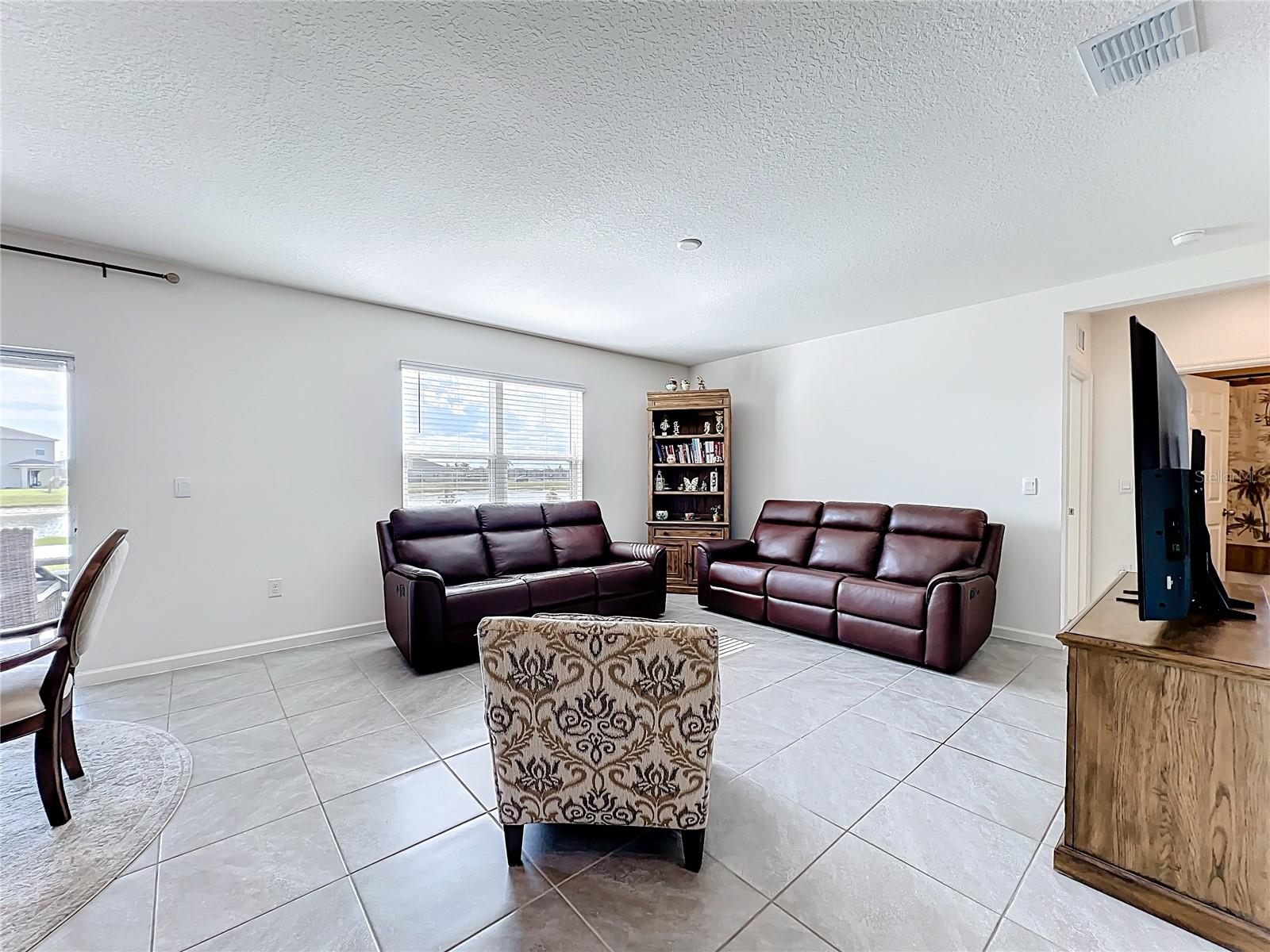 CYPRESS BAY WEST PH 1A - Residential