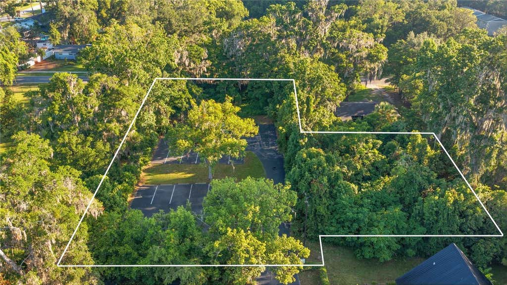 Photo of Tbd NE 3rd Street, Ocala, FL 34470 (MLS # OM728027)