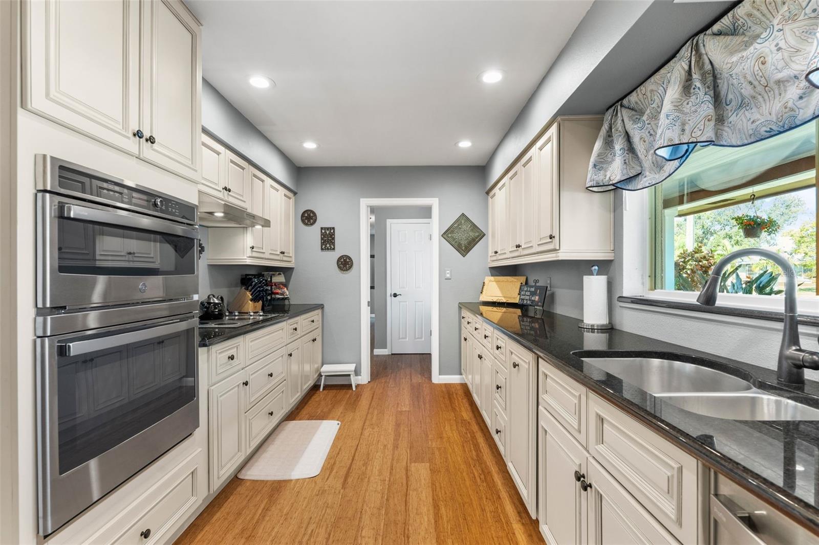 TWENTY-SIXTH STREET ADD - Residential