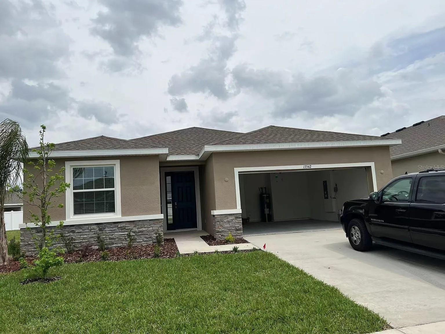 Fall deeply in love with this exceptionally charming BARRINGTON/STERLING HILL home in a securely gated community in sunny Florida!
Live your dream life in this stunningly beautiful house featuring:
* Incredibly high 9.4ft ceilings
* Open concept floor plan that flows perfectly into living, dining, and kitchen areas
* Gorgeous tile throughout and a double patio ideal for delightfully al fresco dining and relaxation
* Four remarkably spacious bedrooms (or three plus a conveniently located den)
* 2.5 beautifully appointed bathrooms
* Extremely large fenced backyard - a blissfully private oasis
* Two luxuriously appointed clubhouses and top-notch amenities merely steps away
* Spacious 2-car garage for your vehicles
Located in a highly top-rated K-8 school district, this lovely home can be yours remarkably affordably for just $2400/month.
**Important Details:**
* No pets allowed, ensuring a perfectly quiet and clean environment.
* Approval by HOA required - please allow 2-3 weeks for processing.