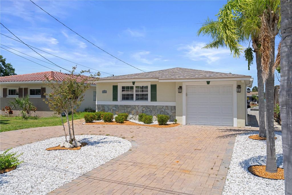 Photo of 5045 Pelican Drive, New Port Richey, FL 34652 (MLS # W7875547)