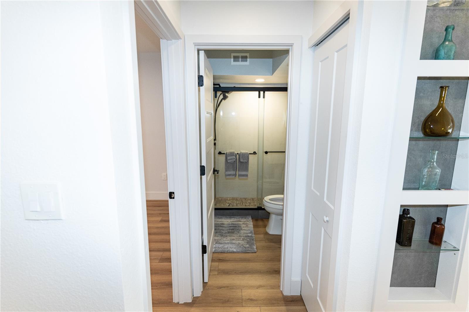 4704 CHEVY PLACE 180