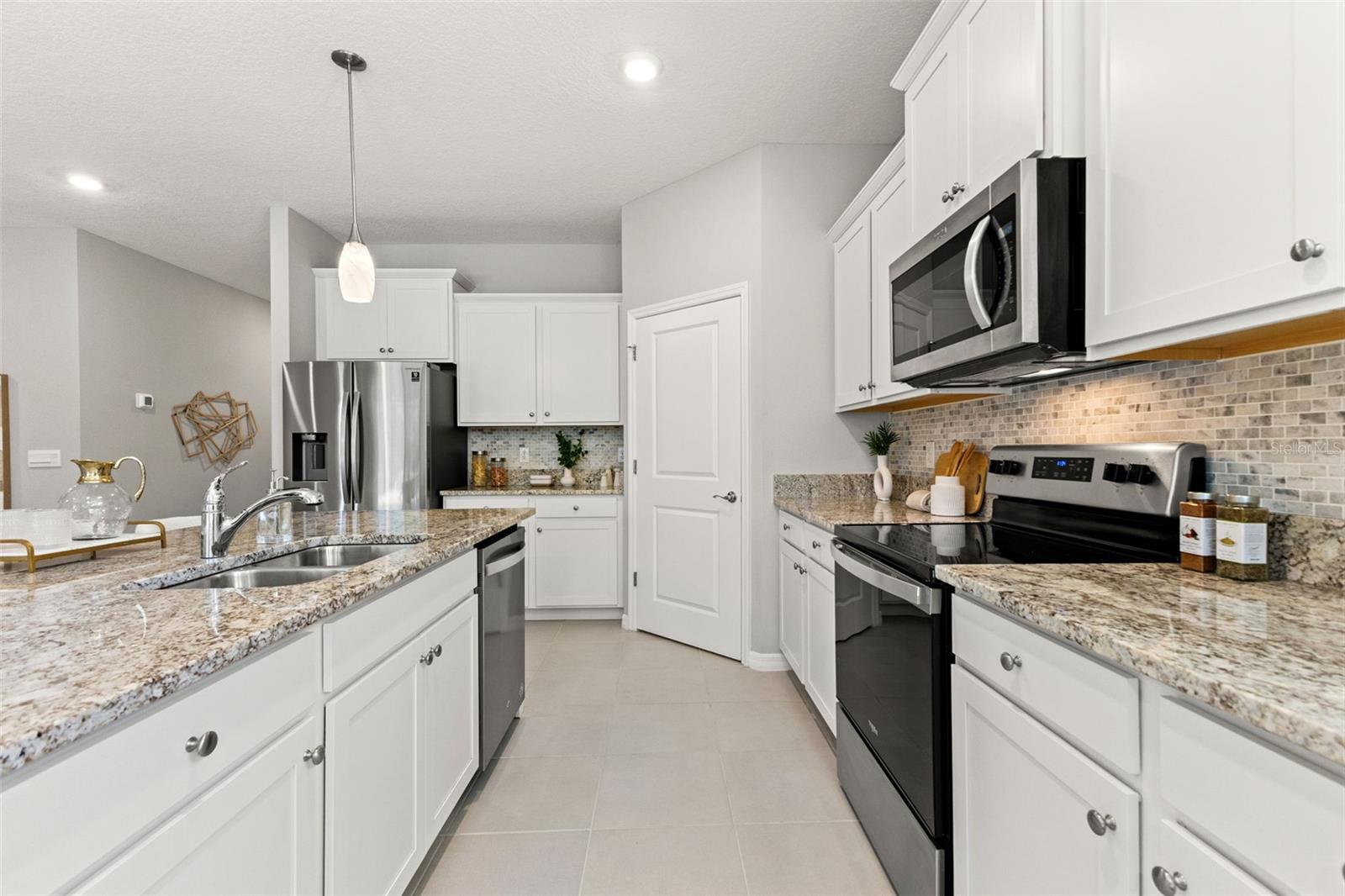 WATERLEAF PH 6B - Residential