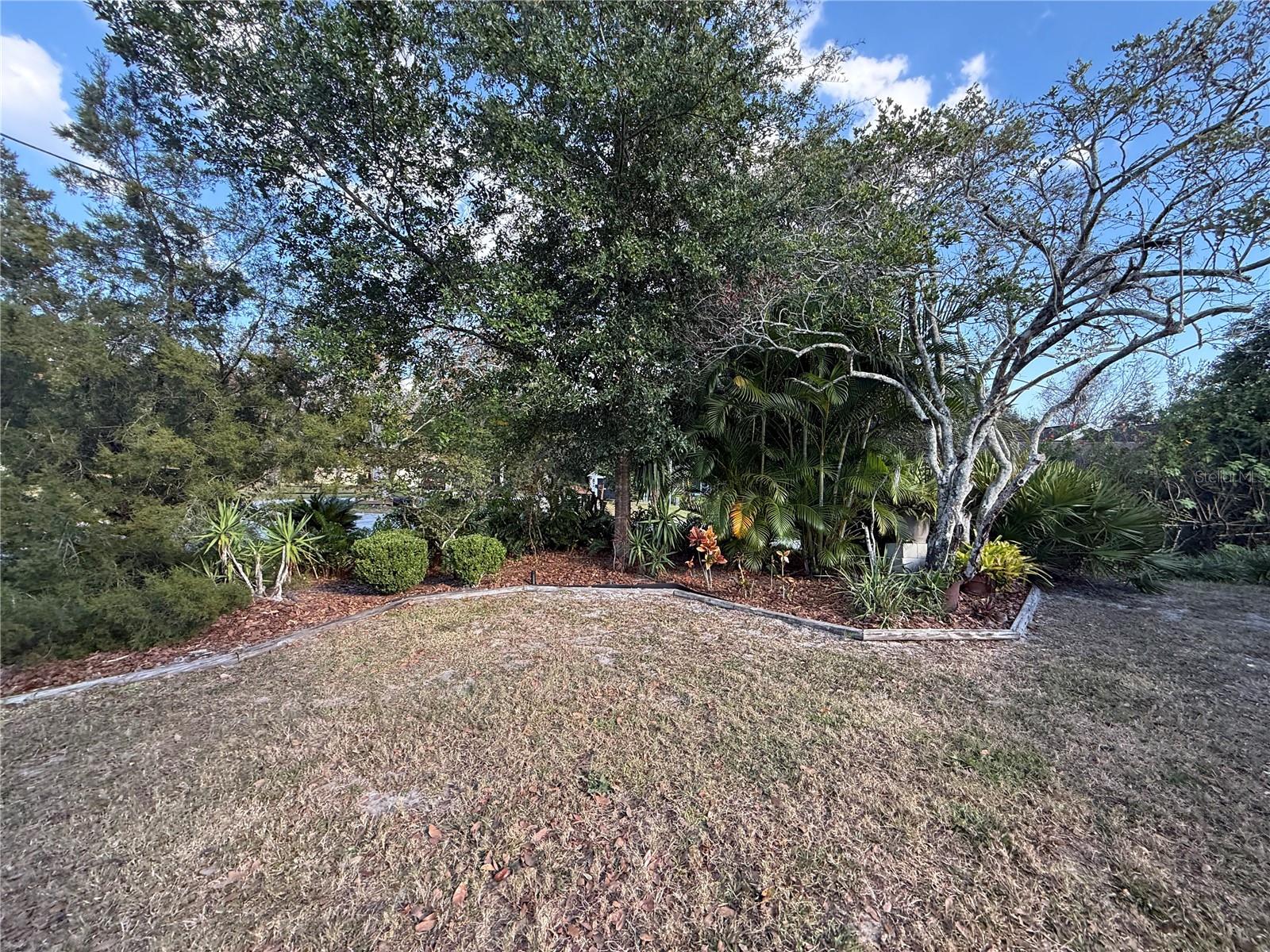 DELTONA LAKES UNIT 66 - Residential