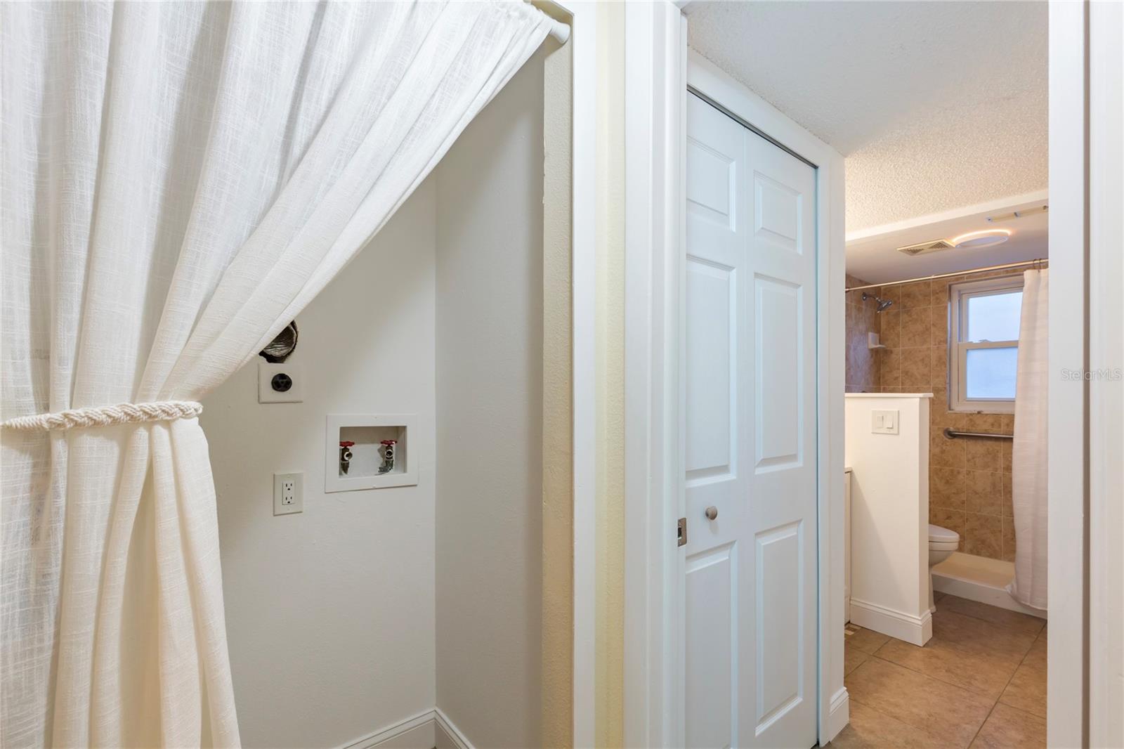 WOODTRAIL CONDO - Residential