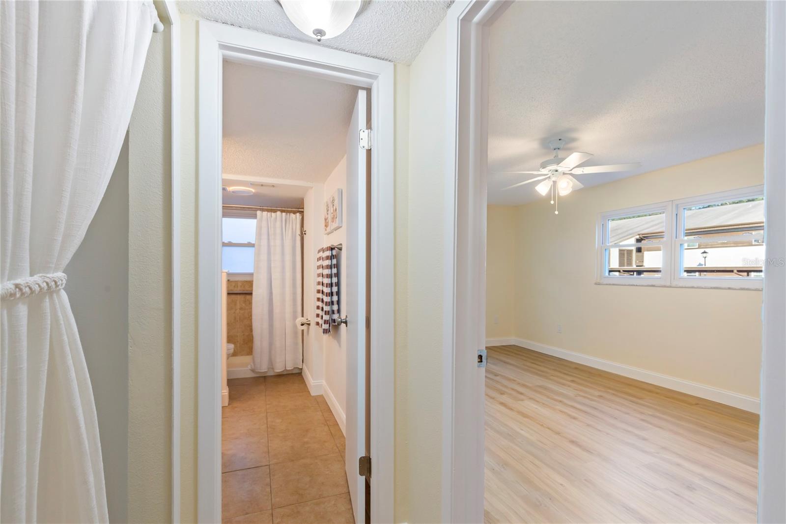 WOODTRAIL CONDO - Residential