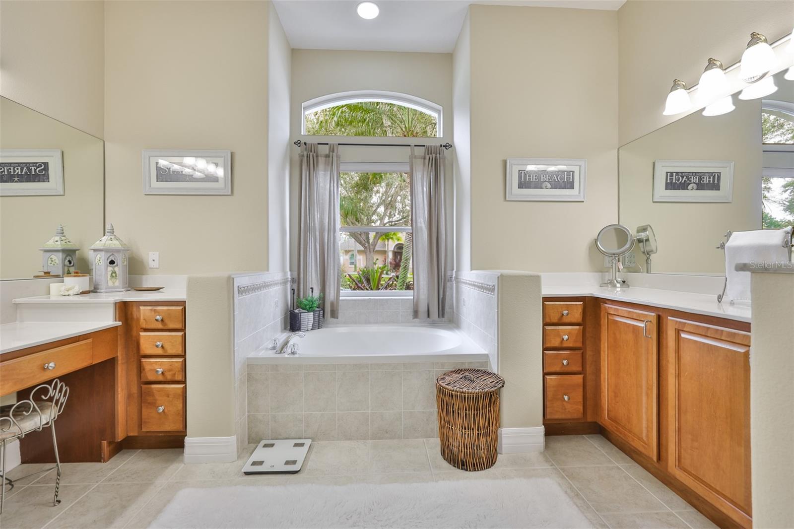 LAKE ST CHARLES UNIT 10 - Residential