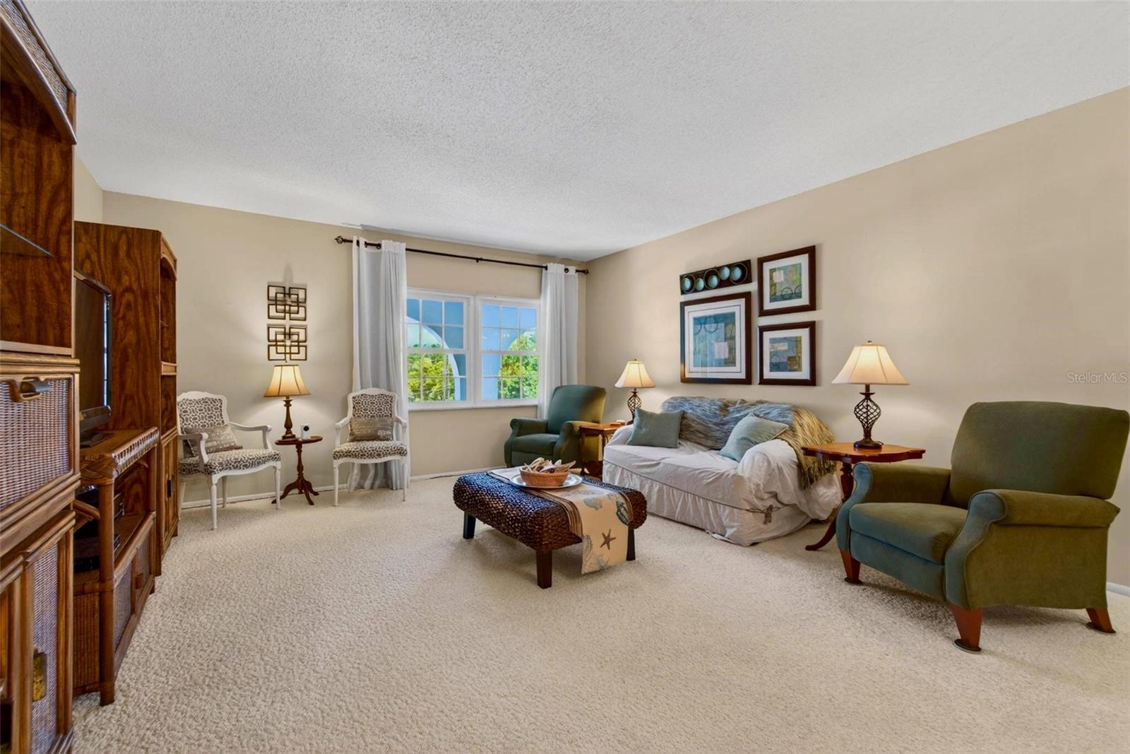 BELLEAIR FOREST - Residential