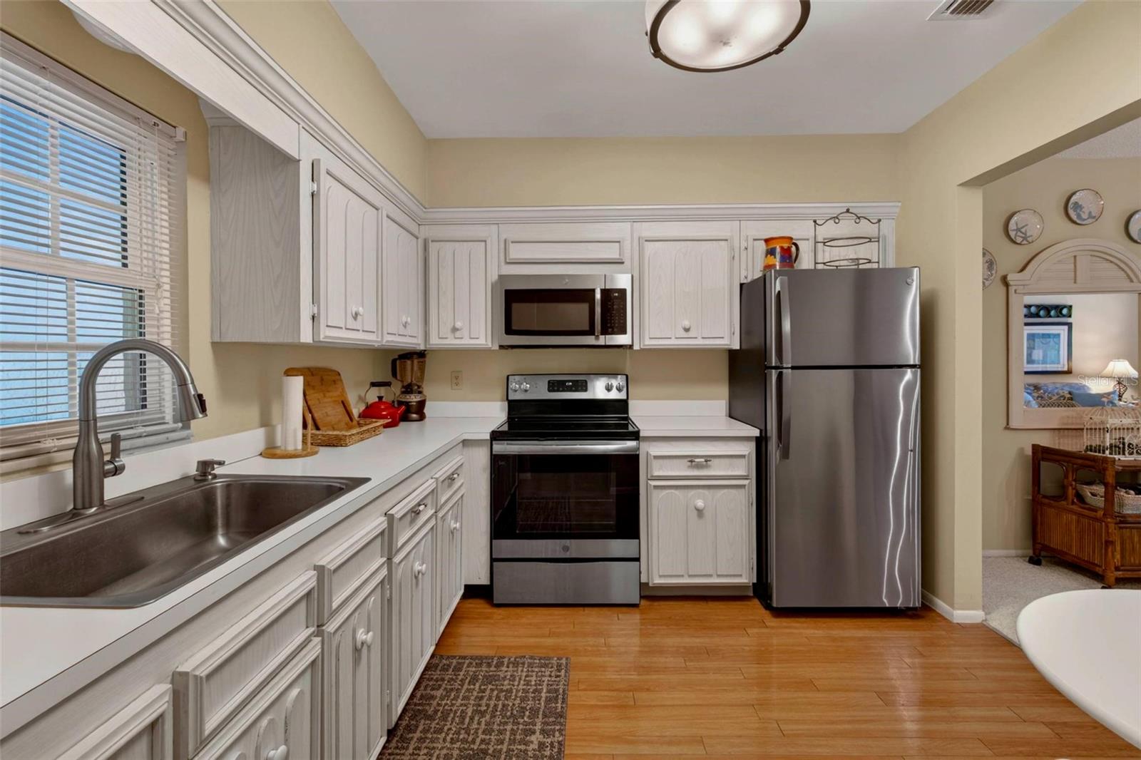 BELLEAIR FOREST - Residential