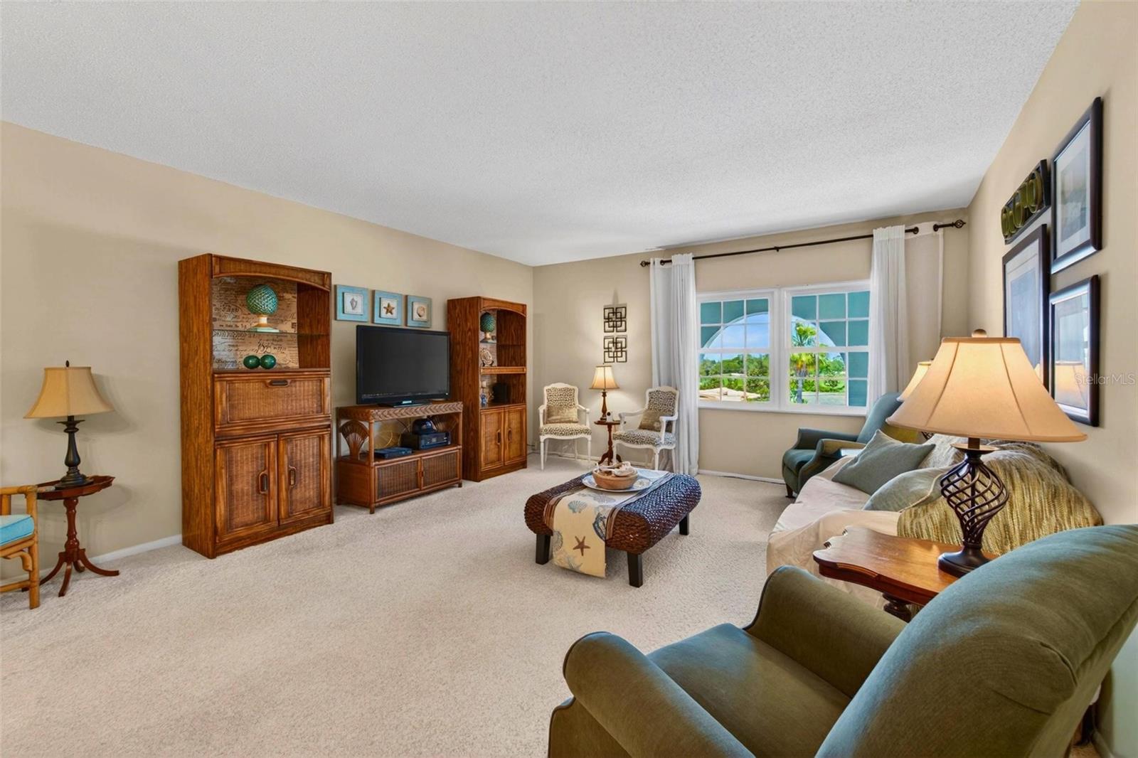 BELLEAIR FOREST - Residential