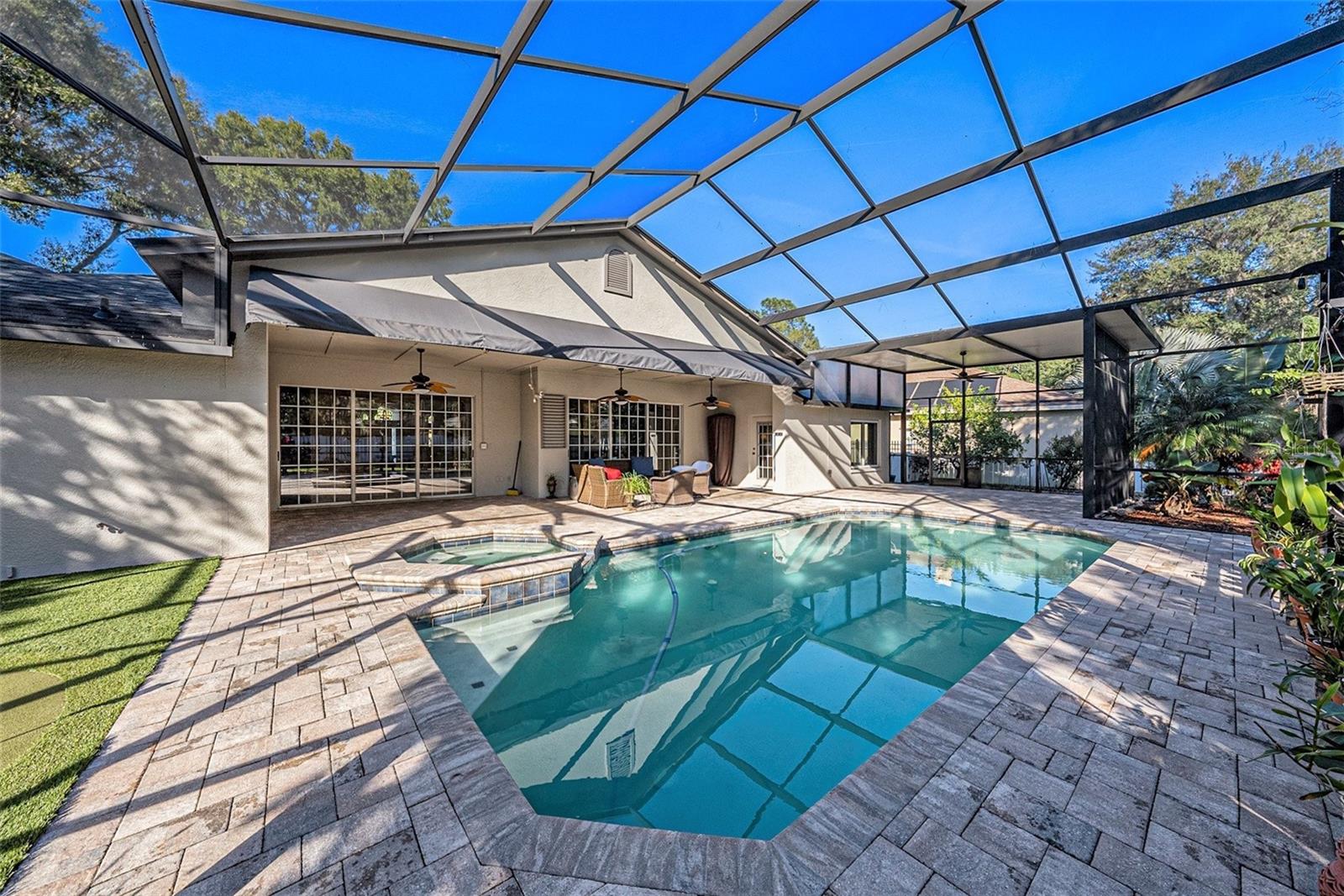 TAMPA PALMS 2B UNIT 1 - Residential