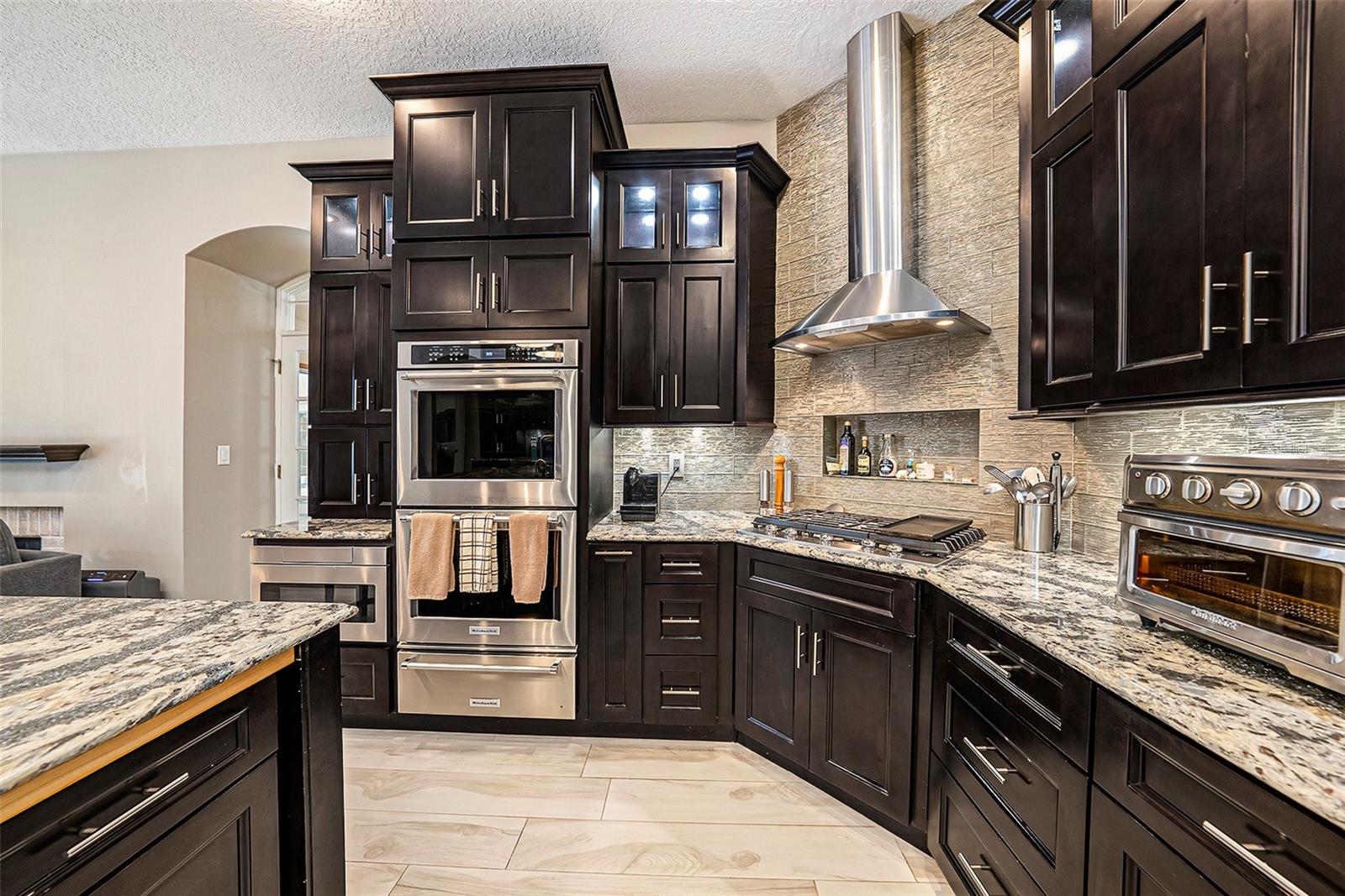 TAMPA PALMS 2B UNIT 1 - Residential