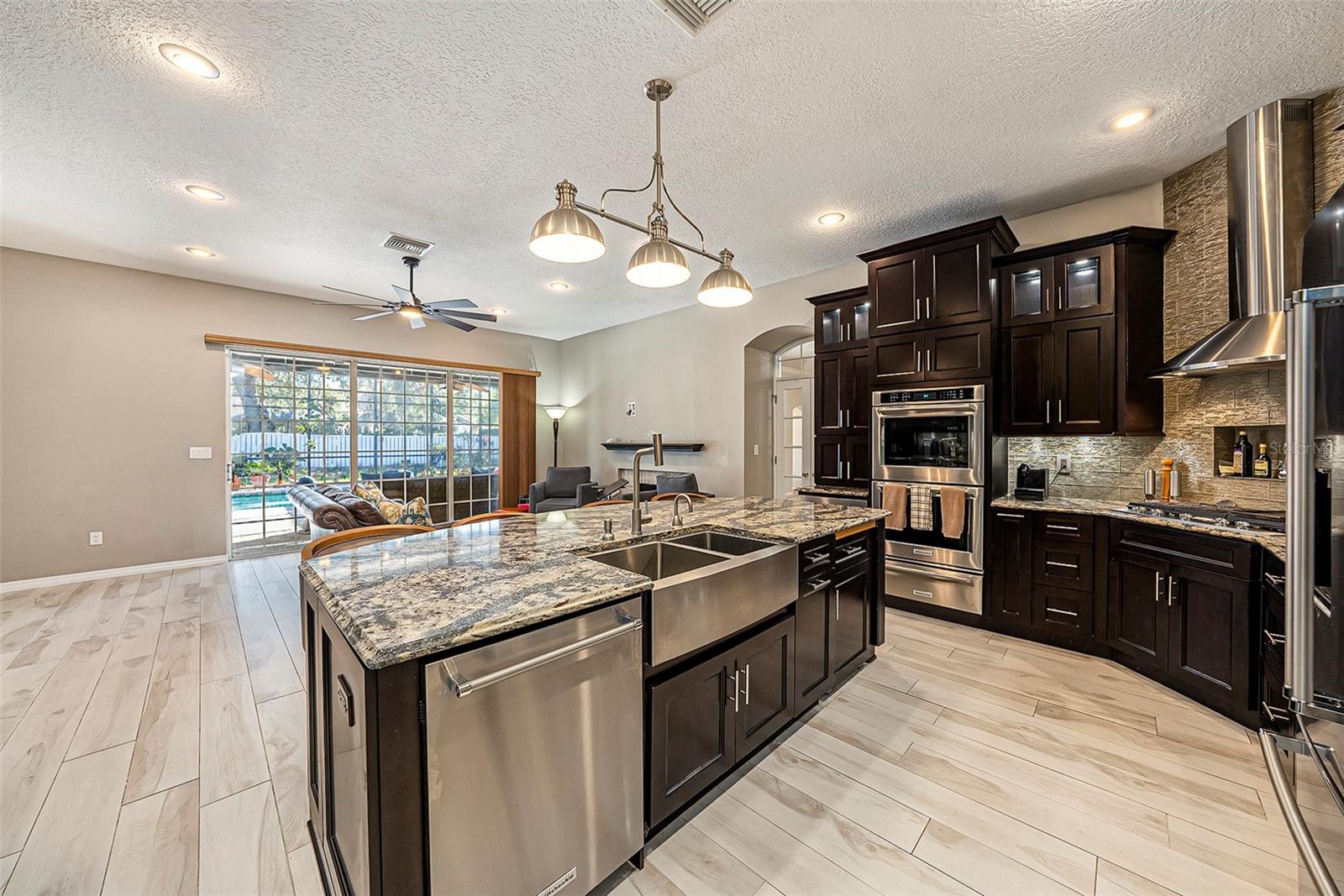 TAMPA PALMS 2B UNIT 1 - Residential