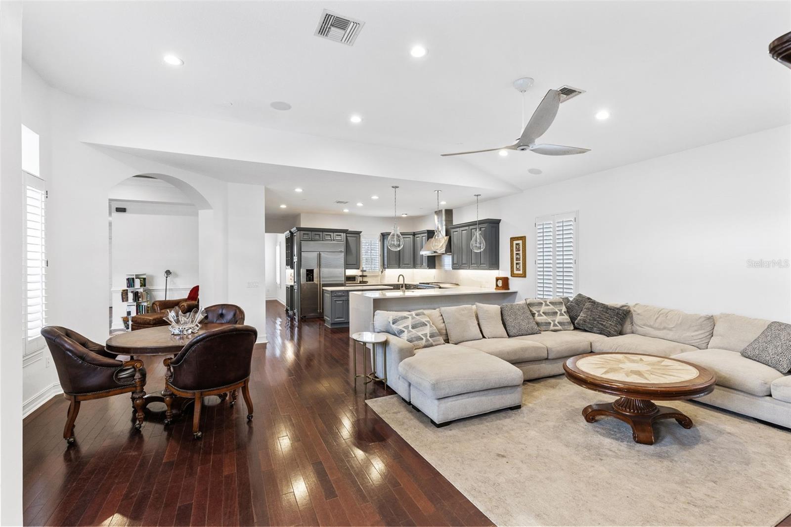 BALDWIN PARK - Residential