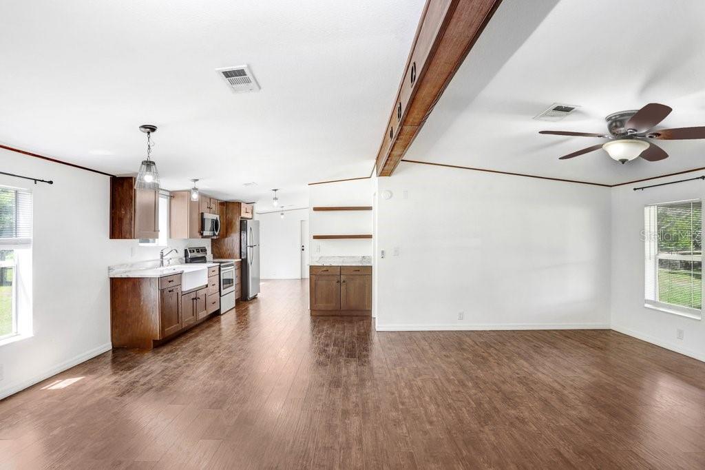 11727 LITHIA PINECREST ROAD