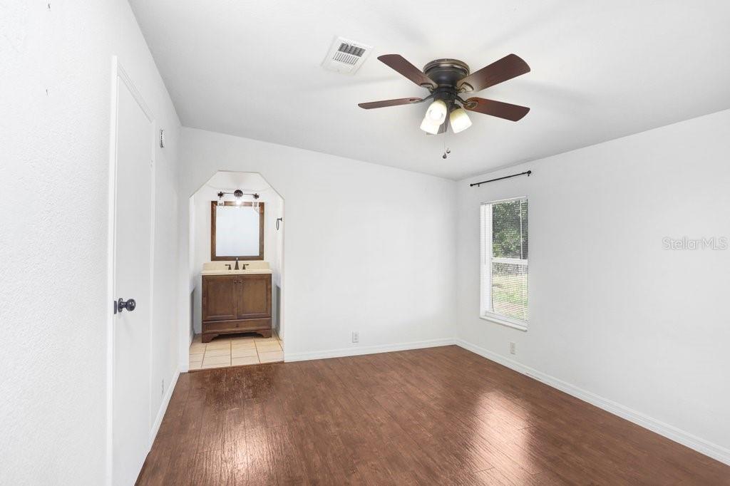 11727 LITHIA PINECREST ROAD