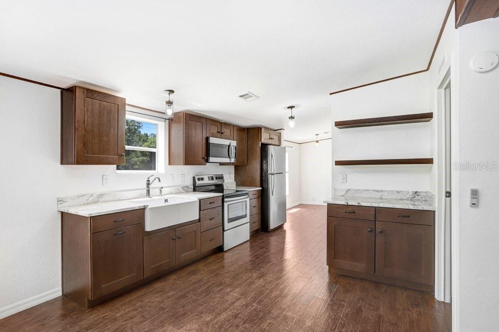 11727 LITHIA PINECREST ROAD