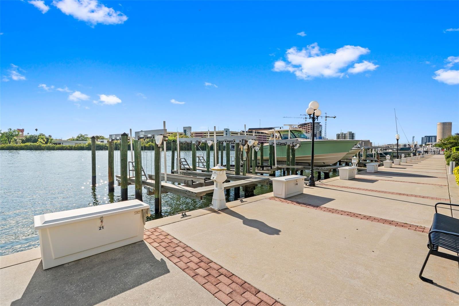 SEDDON COVE A CONDO PHAS - Residential