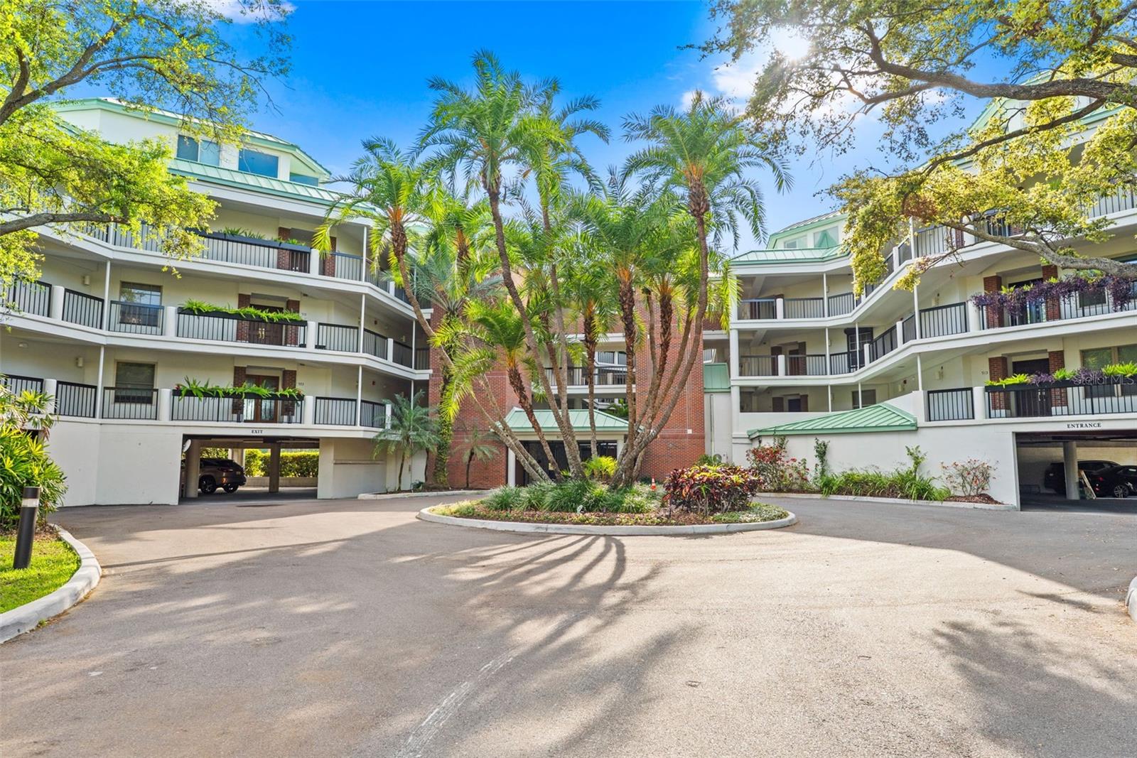 SEDDON COVE A CONDO PHAS - Residential