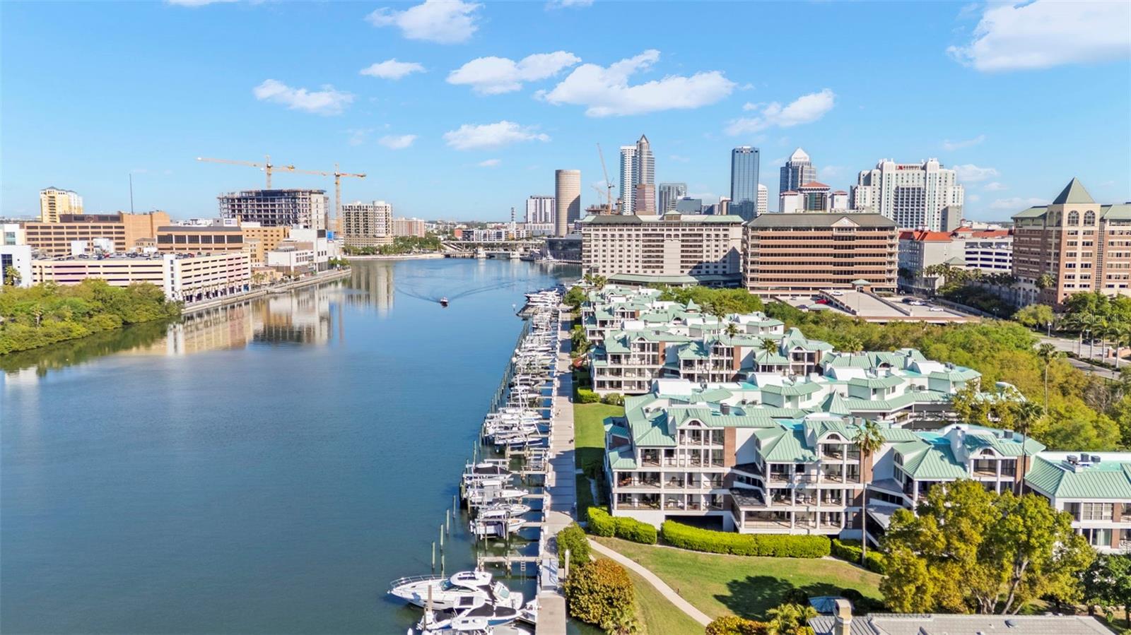 SEDDON COVE A CONDO PHAS - Residential