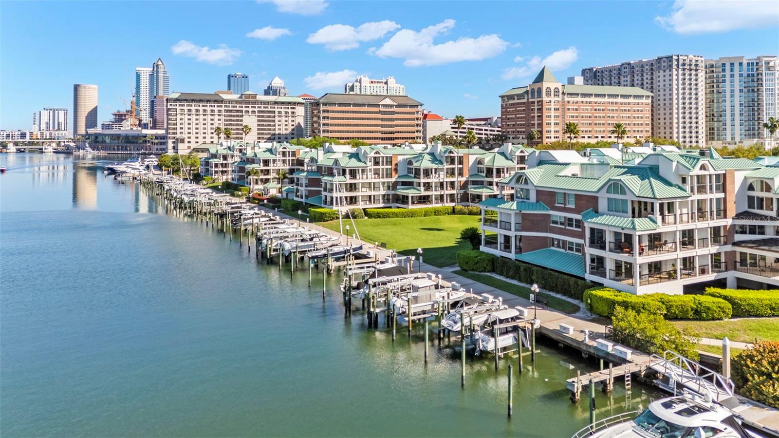 SEDDON COVE A CONDO PHAS - Residential