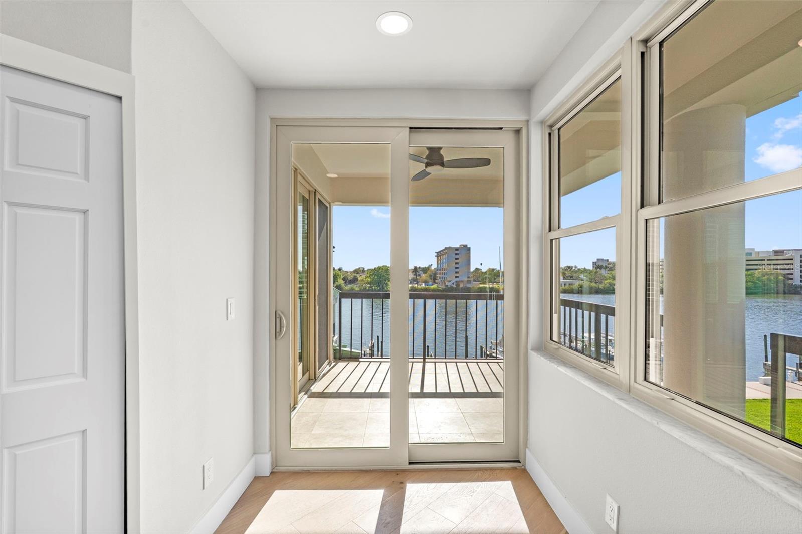 SEDDON COVE A CONDO PHAS - Residential