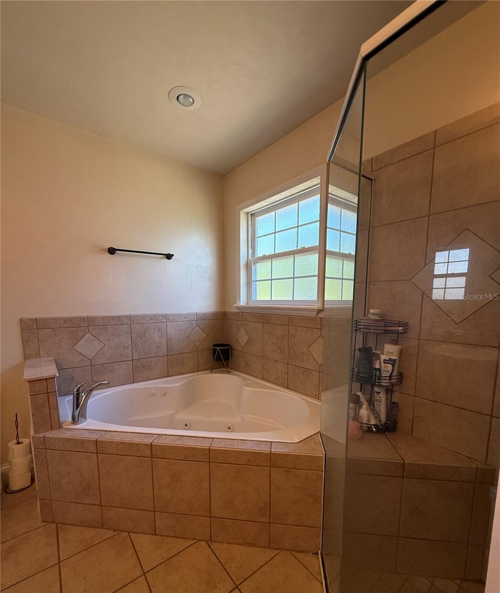 VILLAS AT COUNTRY WAY - Residential