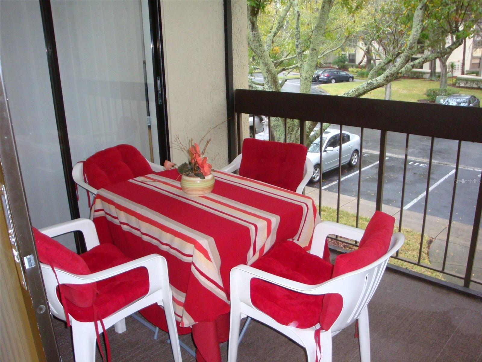 EAST LAKE WOODLANDS WOODLAKE RUN - Residential Lease