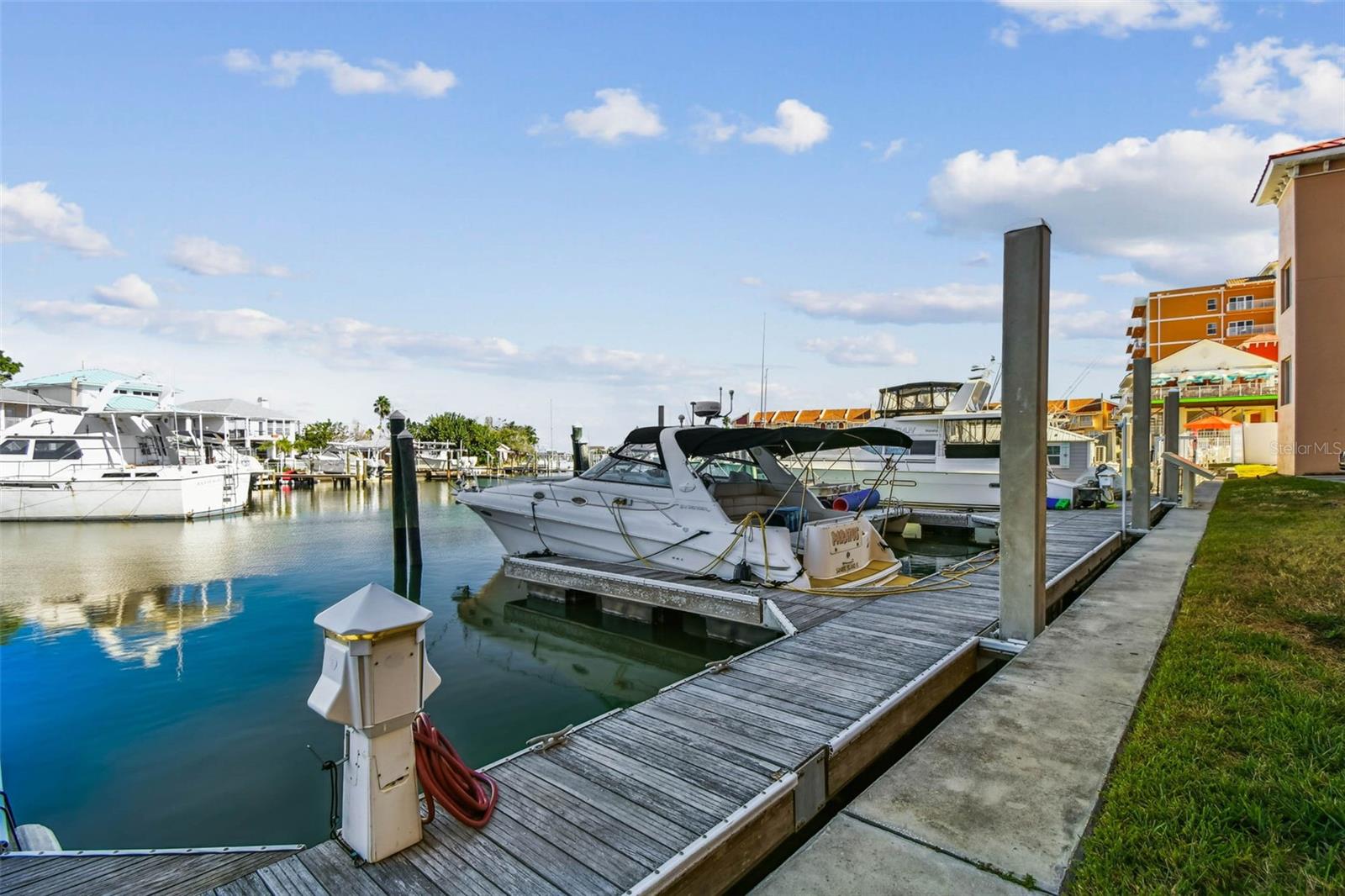 13235 GULF BOULEVARD 407