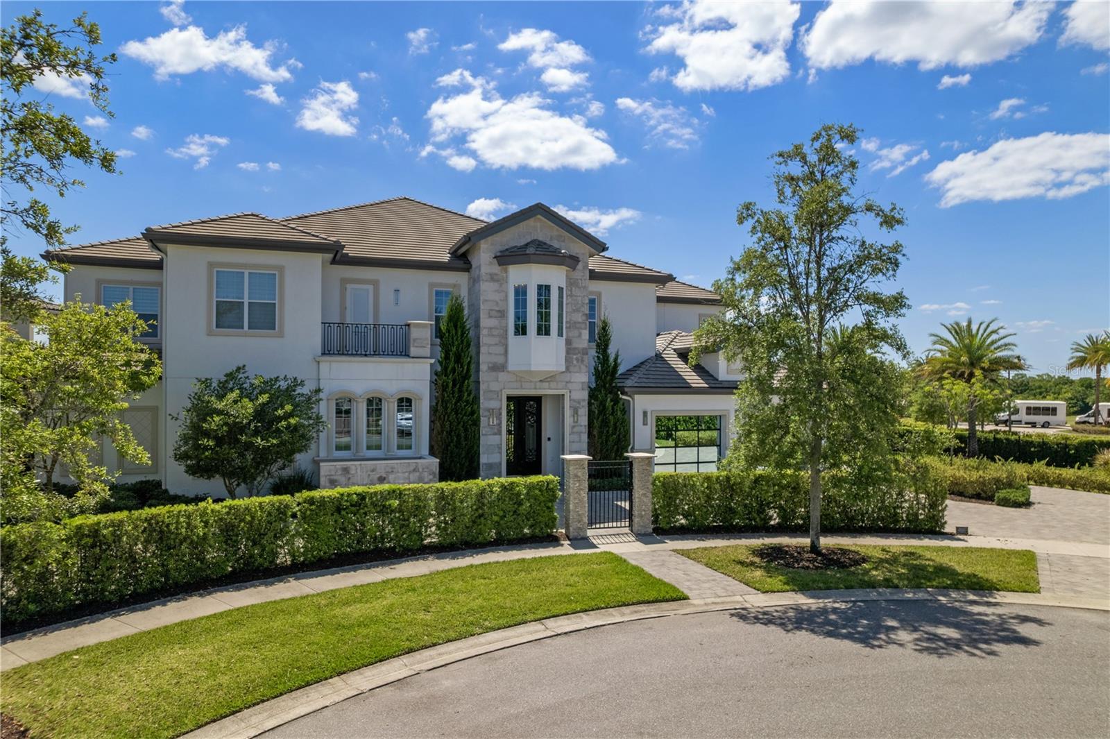 REUNION WEST FAIRWAYS 17 & 18 REP - Residential