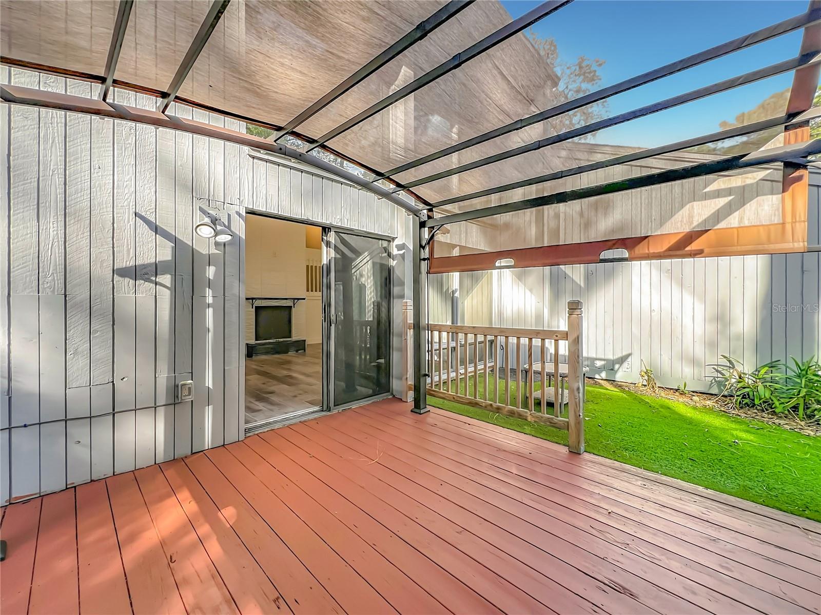 SPRINGS THE LIVE OAK VILLAGE 1ST ADD - Residential