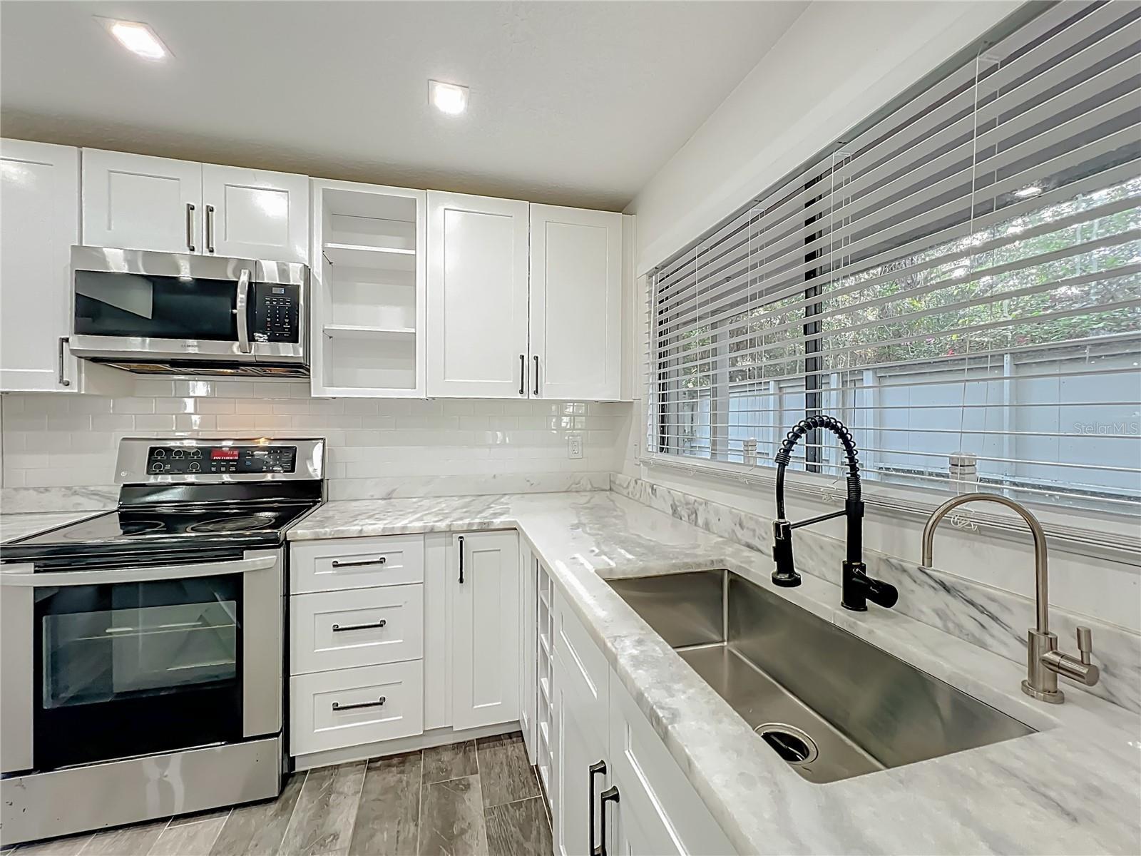 SPRINGS THE LIVE OAK VILLAGE 1ST ADD - Residential