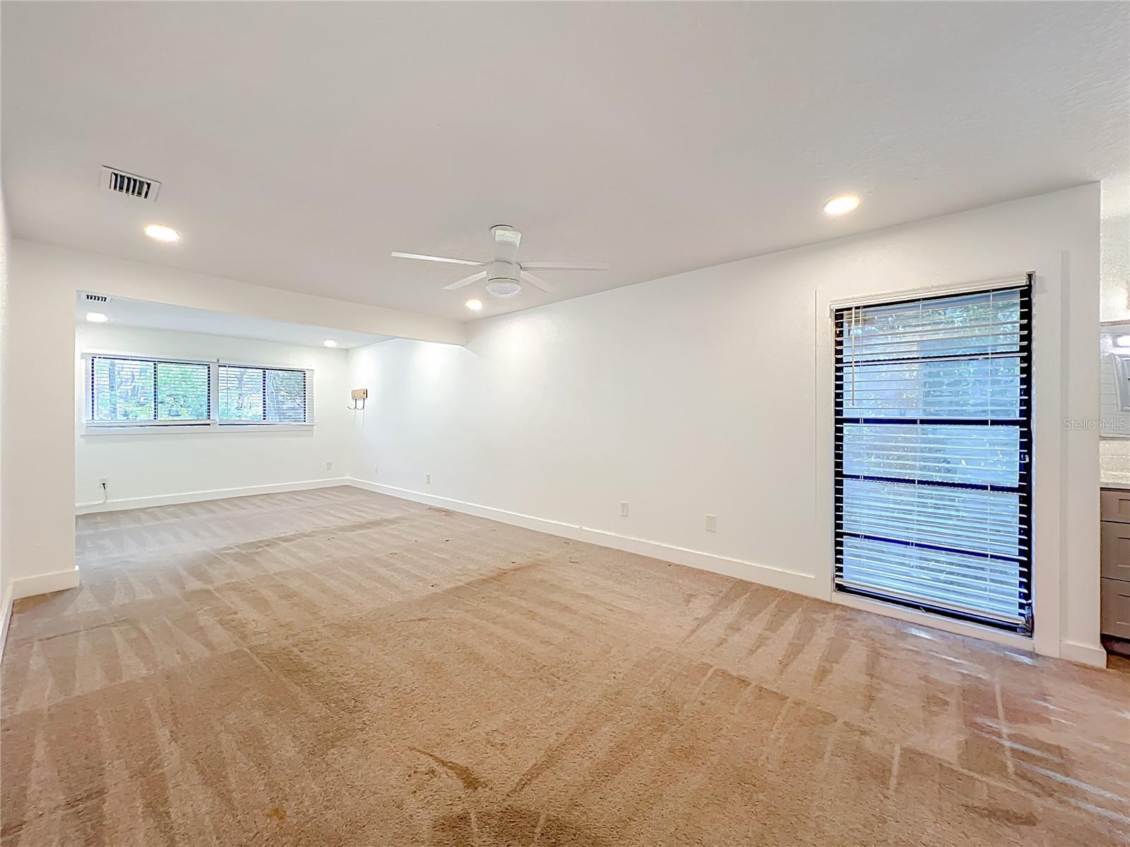 SPRINGS THE LIVE OAK VILLAGE 1ST ADD - Residential