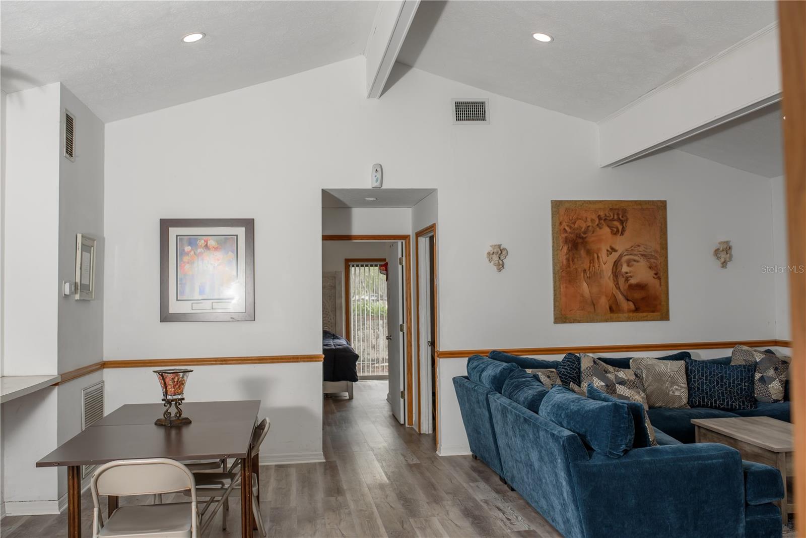 5644 ANTOINETTE STREET