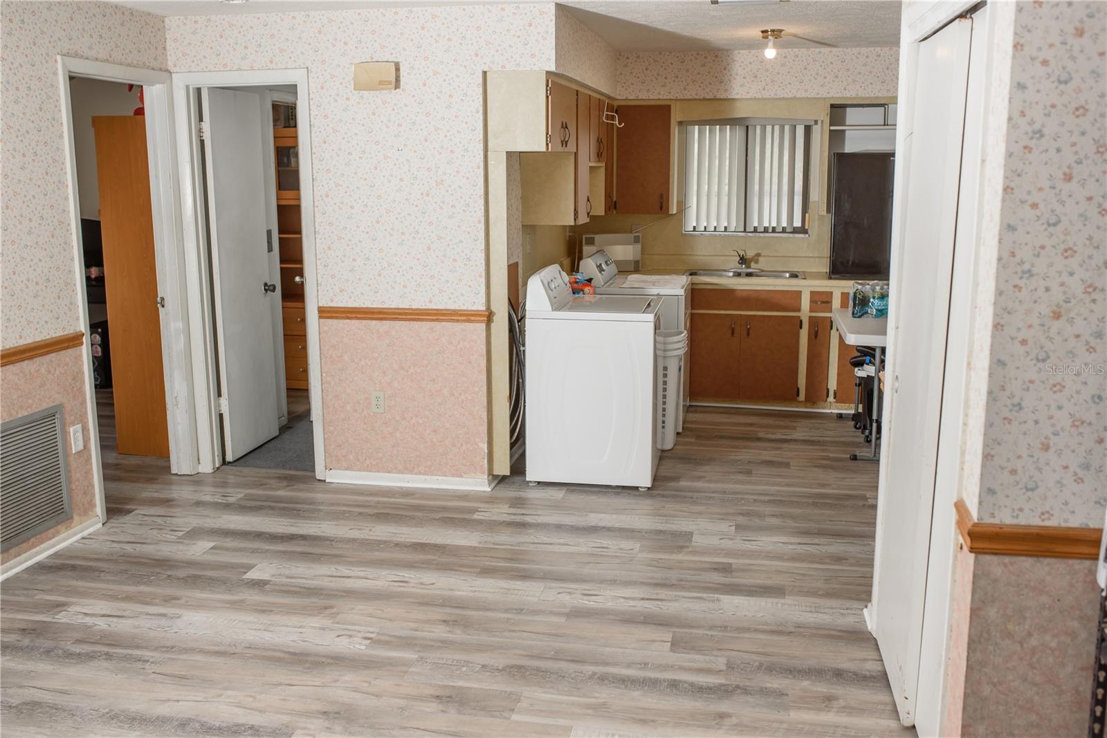 GREEN ACRES - Residential