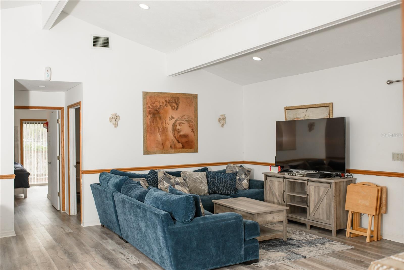 5644 ANTOINETTE STREET