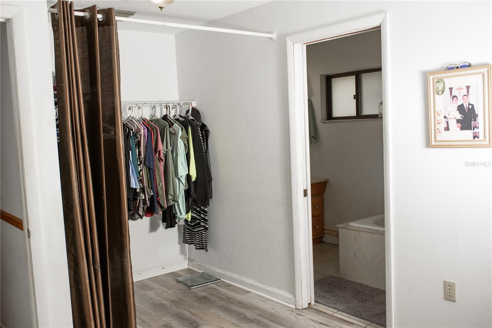 GREEN ACRES - Residential