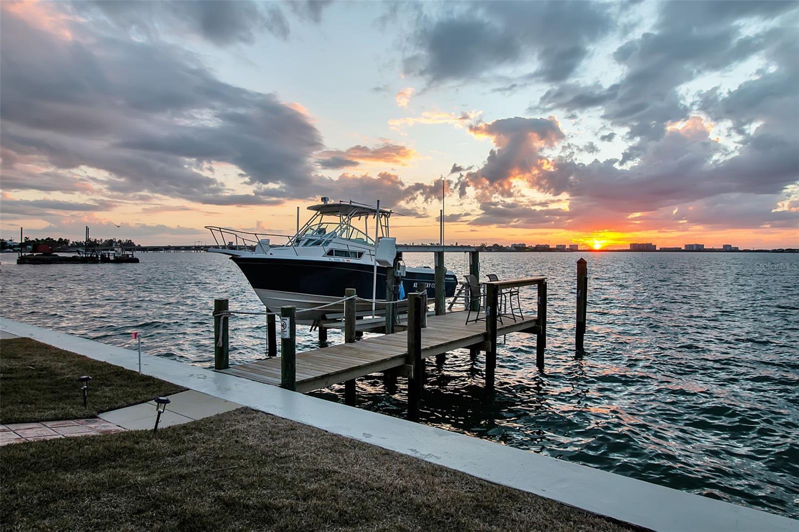 CHEROKEE LODGE - Residential