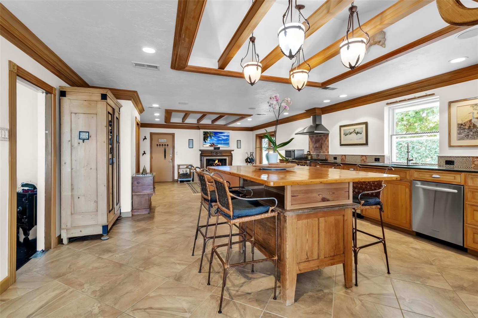 CHEROKEE LODGE - Residential