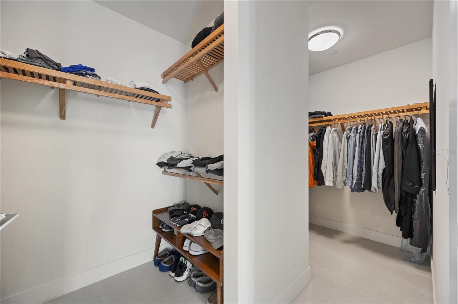 HYDE PARK HOUSE CONDOMINIUM - Residential