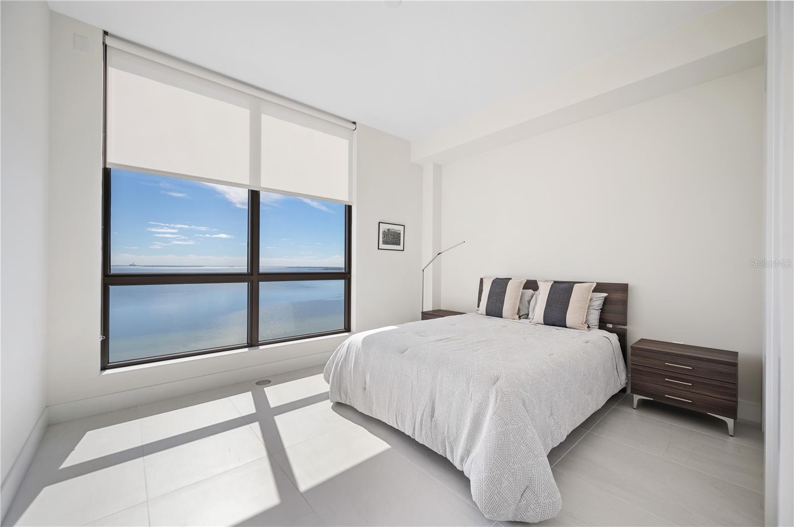 HYDE PARK HOUSE CONDOMINIUM - Residential