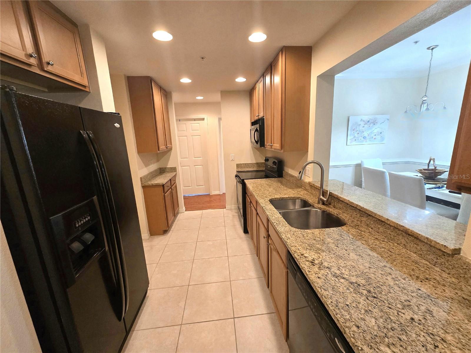 PALMA SOLA TRACE - Residential Lease