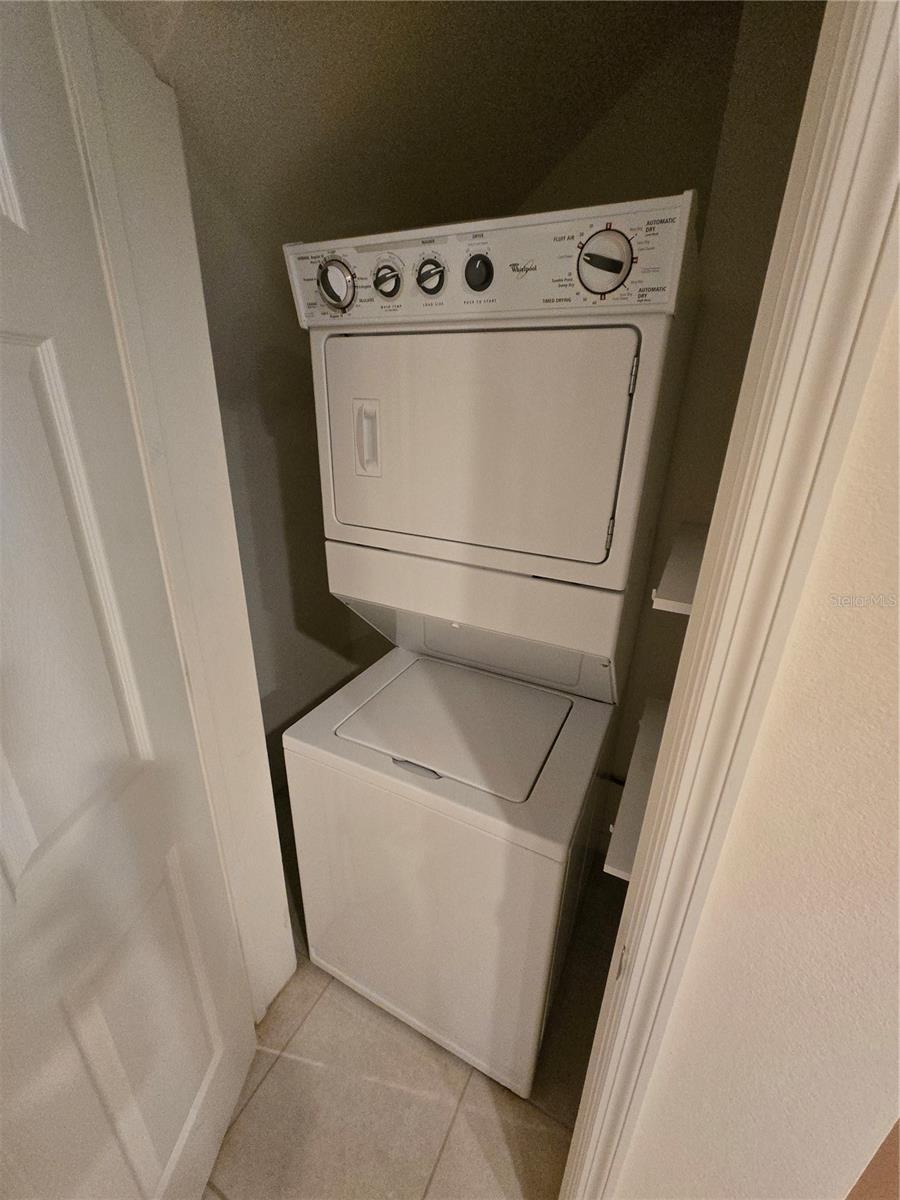 PALMA SOLA TRACE - Residential Lease