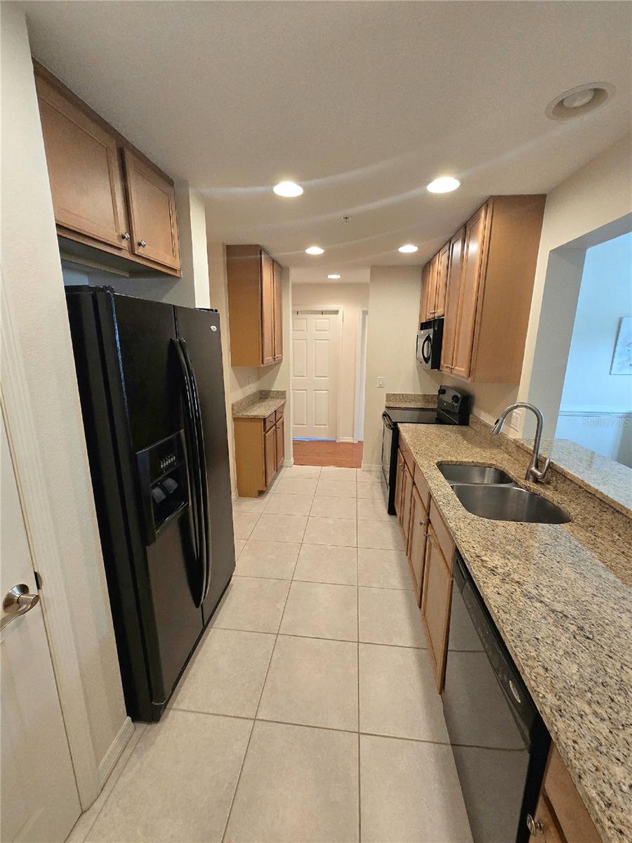 PALMA SOLA TRACE - Residential Lease