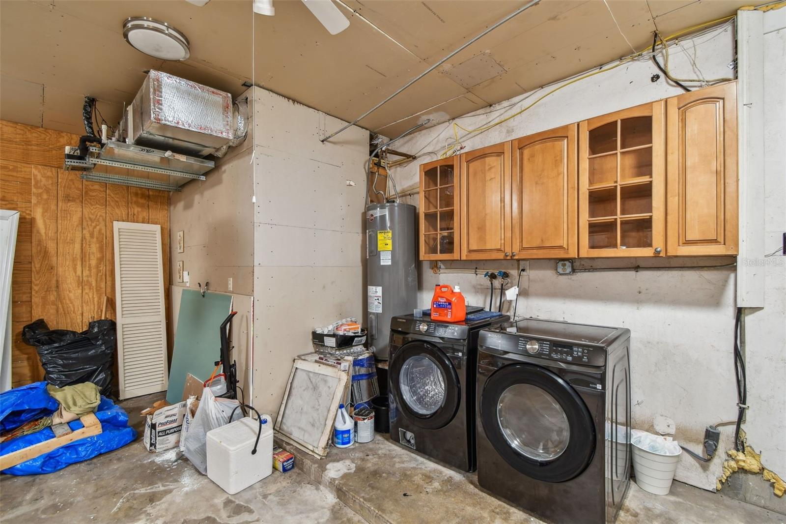 LAKEVIEW HEIGHTS - Residential Income